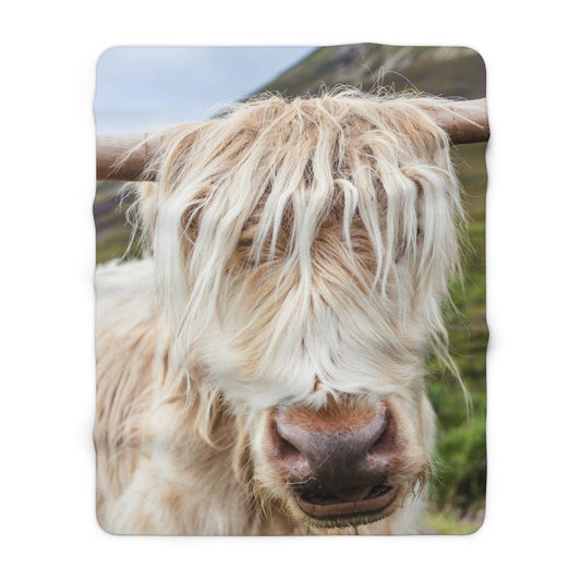 Highland Cow white Sherpa Fleece Blanket