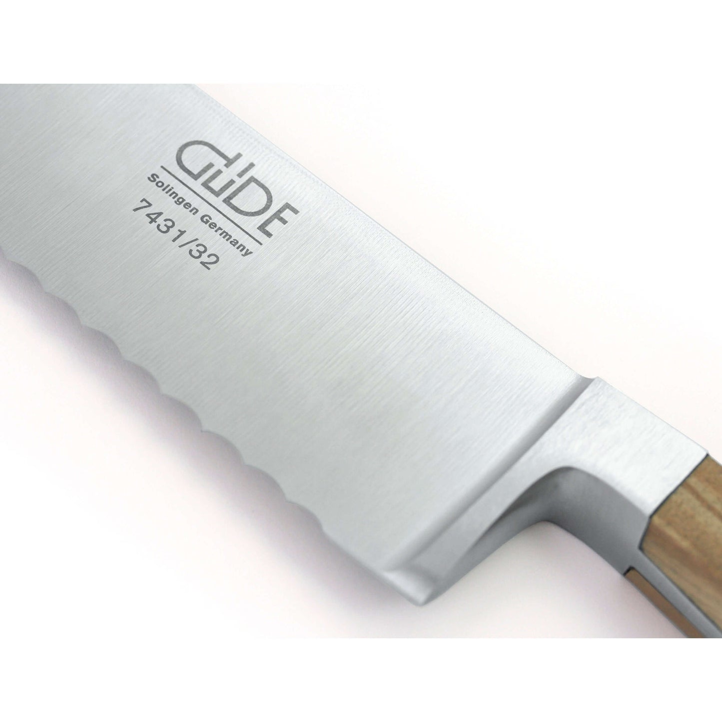 ALPHA OLIVE | Bread Knife Franz Dude 12.5 " Right hand version | Forged steel / Olive Wood Handle Ginza Steel