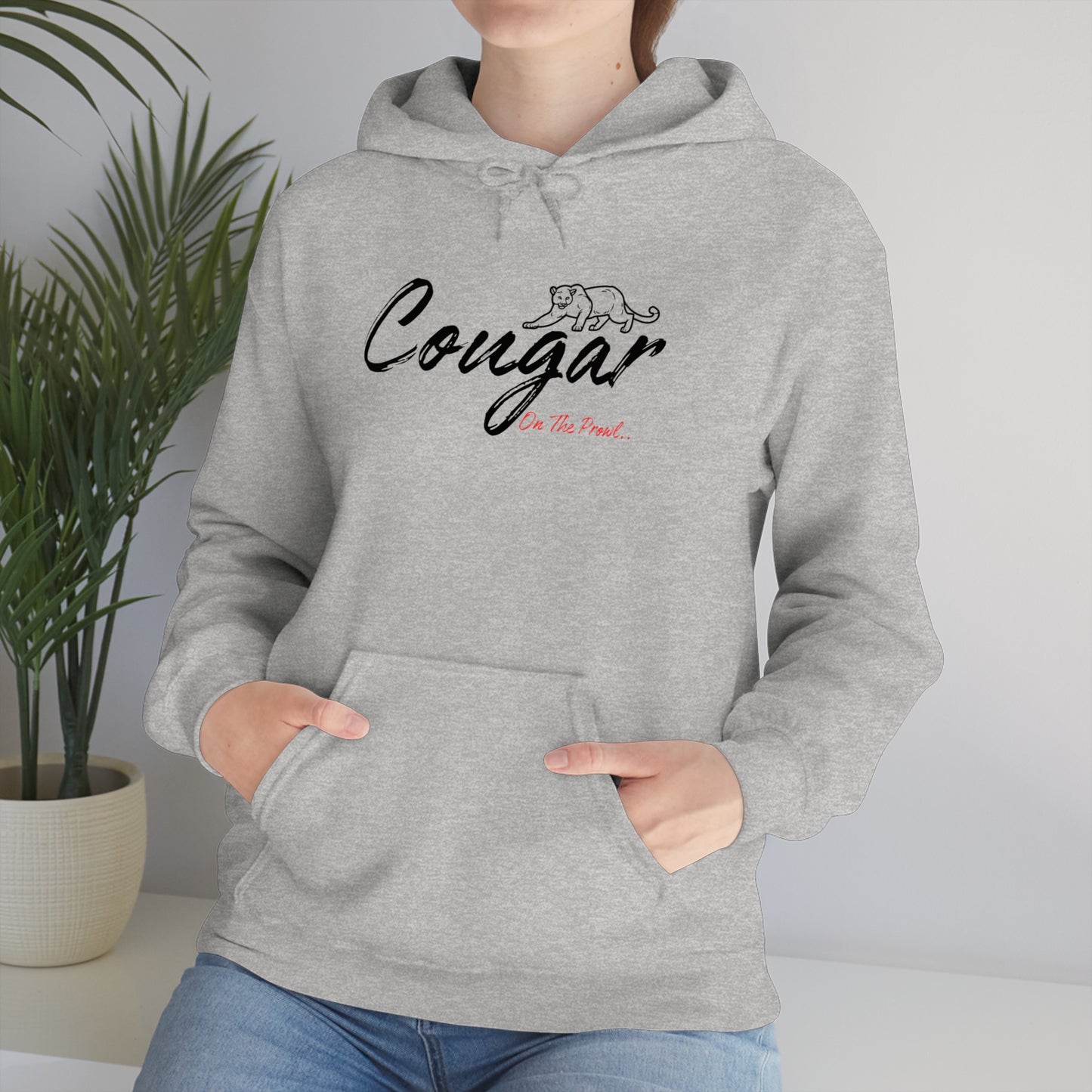 Unisex Heavy Blend™ Hooded Sweatshirt - Cougar on the Prowl