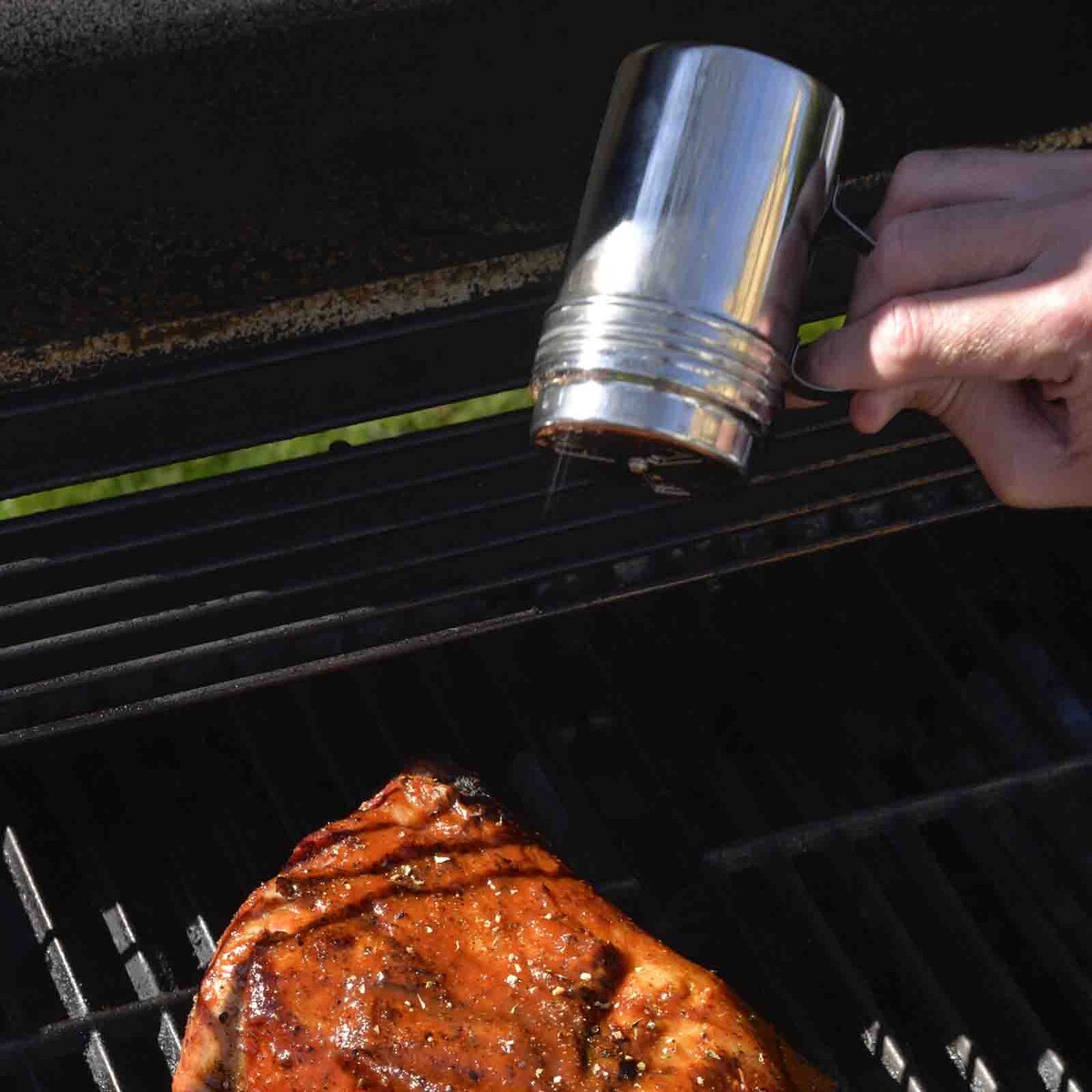 TableCraft 10 oz Dry Rub Shaker With Handle