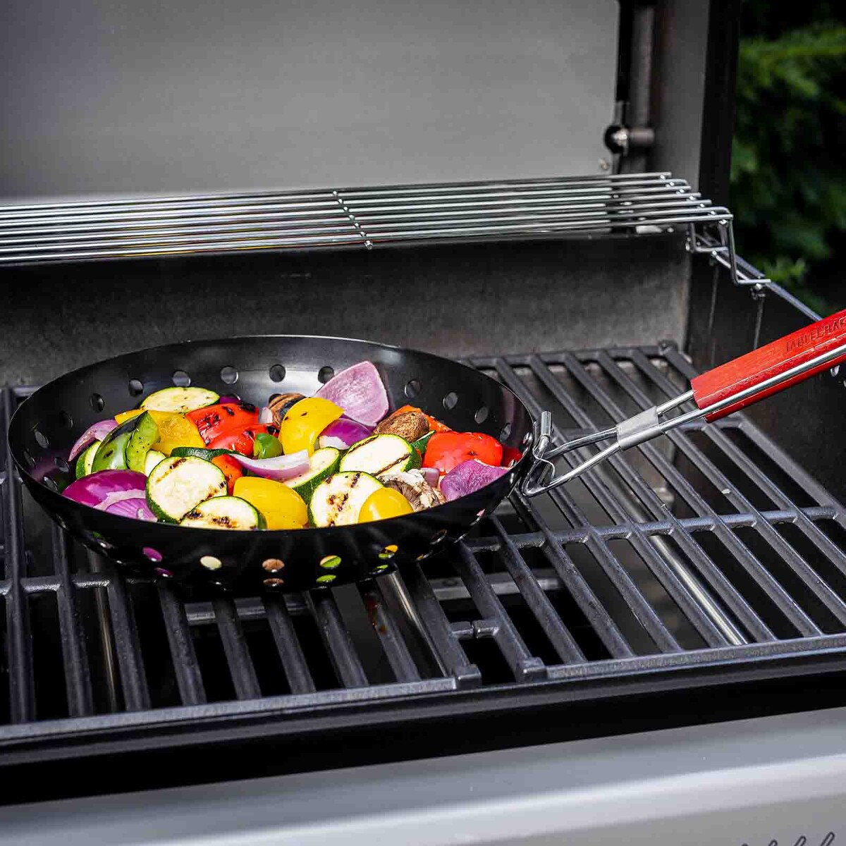 TableCraft Round Grilling Wok With Handle