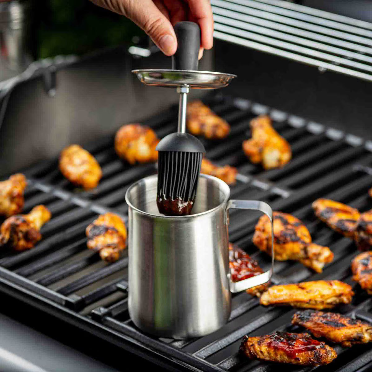 TableCraft 16 oz Sauce Pot With Silicone Basting Brush