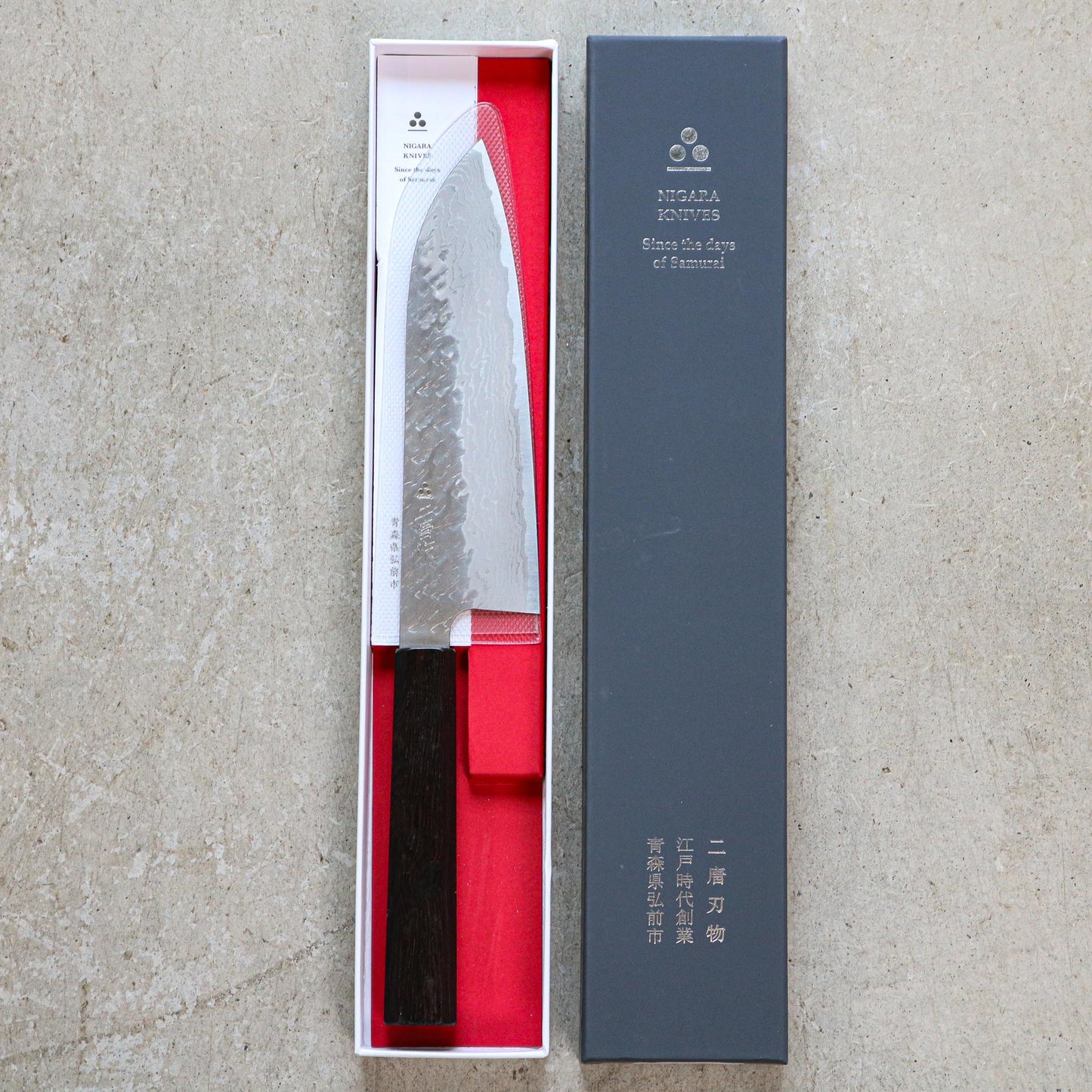Nigara Hamono Tsuchime Damascus Santoku 170 mm