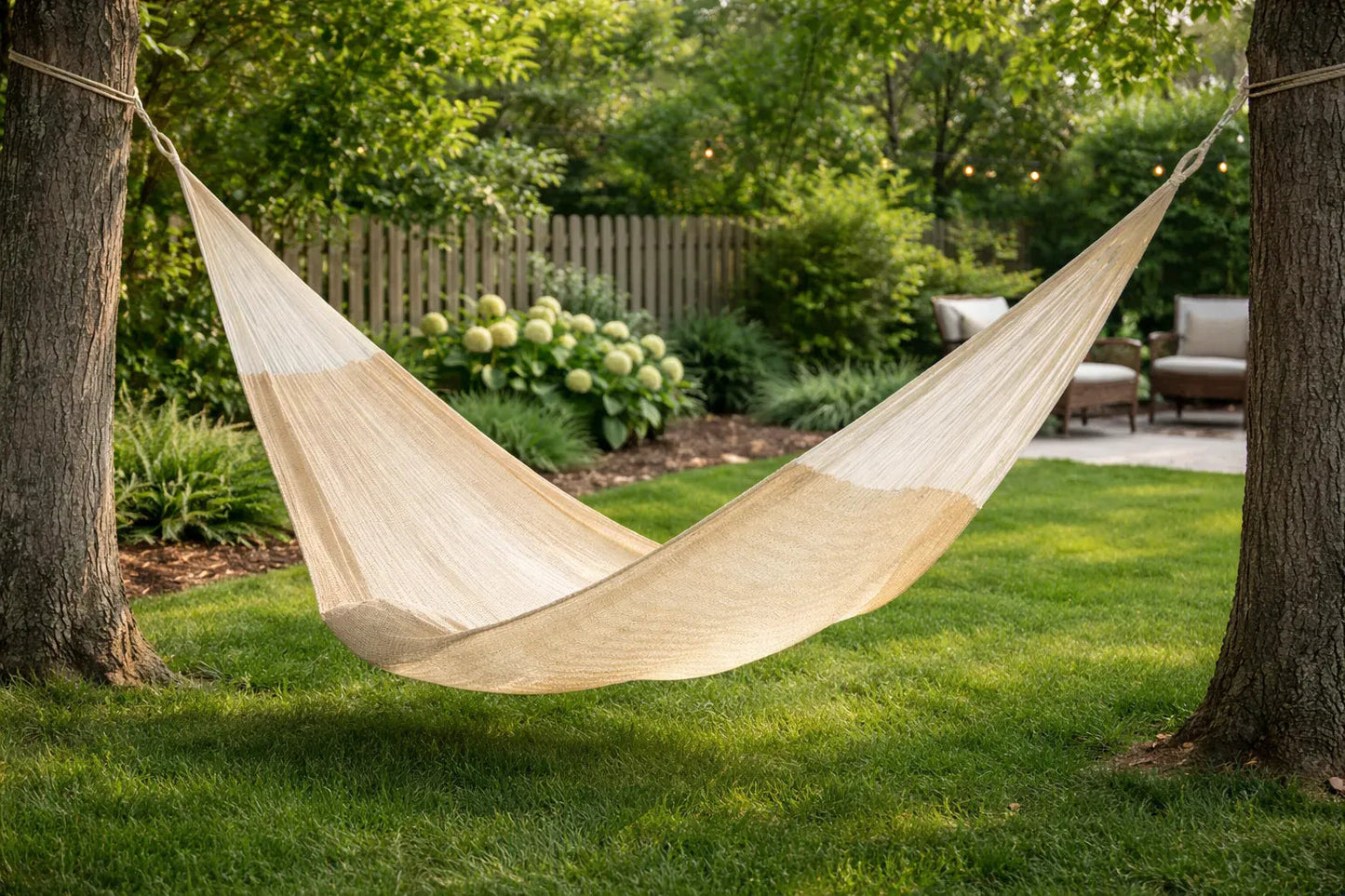 Mayan Hammock - XL Family-sized Thick Cord Hammock Universe Canada