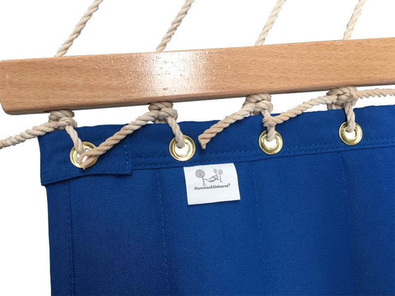 Olefin Double Quilted Hammock with Matching Pillow with 3-Beam Stand Hammock Universe Canada