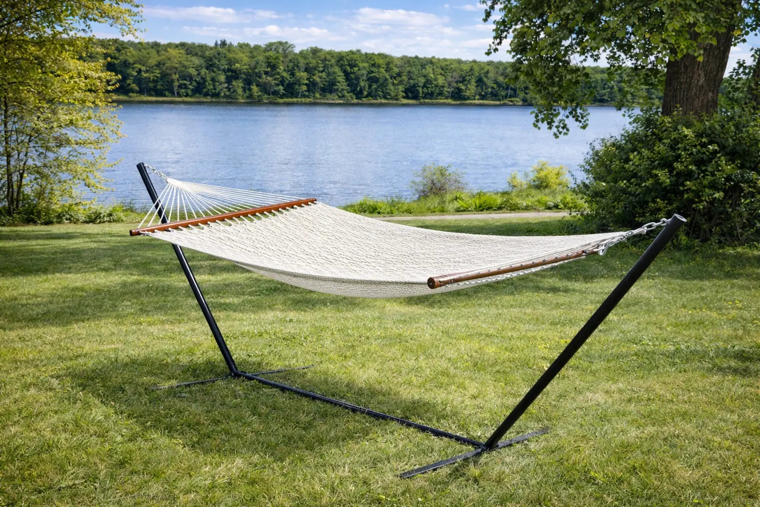 Deluxe Polyester Rope Hammock with 3-Beam Stand Hammock Universe Canada