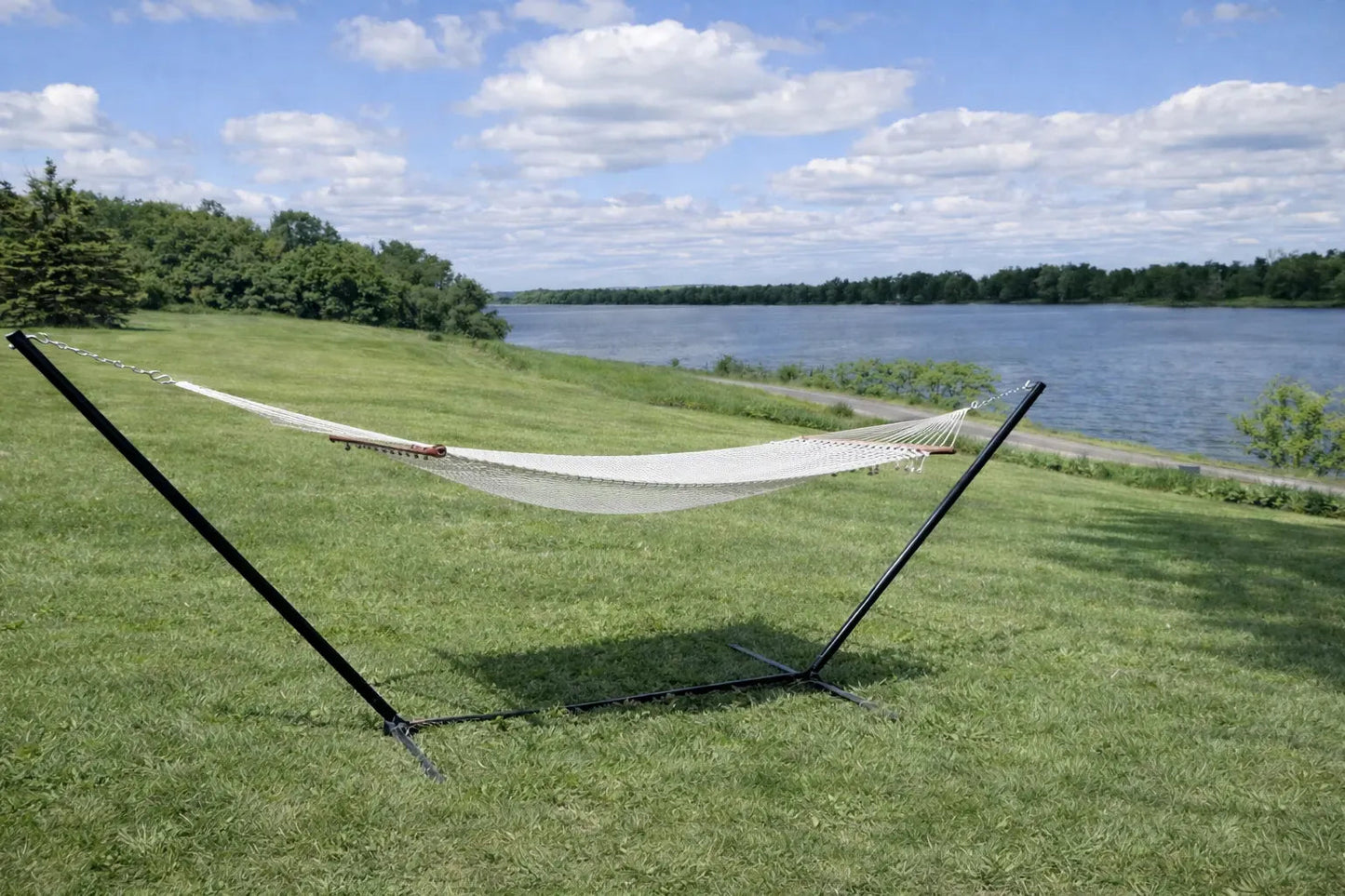 Deluxe Polyester Rope Hammock with 3-Beam Stand Hammock Universe Canada