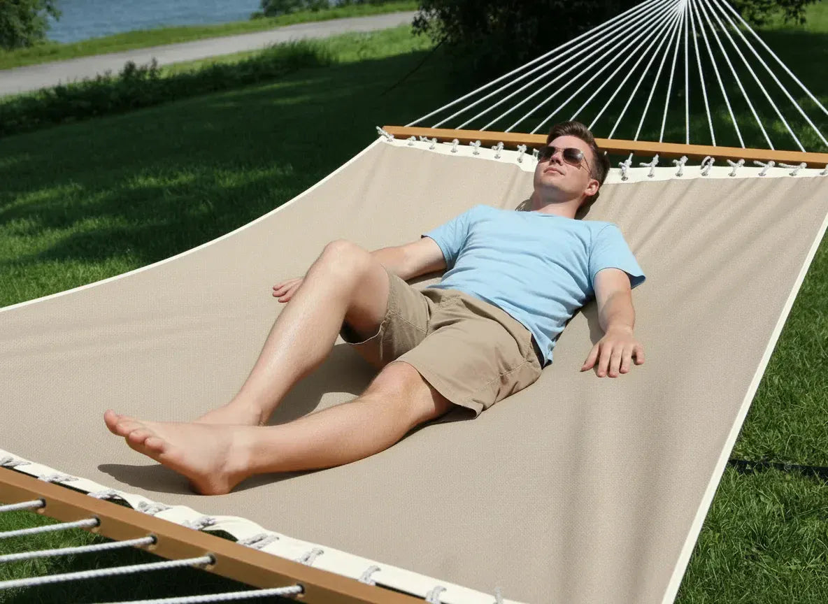 Poolside | Lake Hammock with 3-Beam Stand Hammock Universe Canada