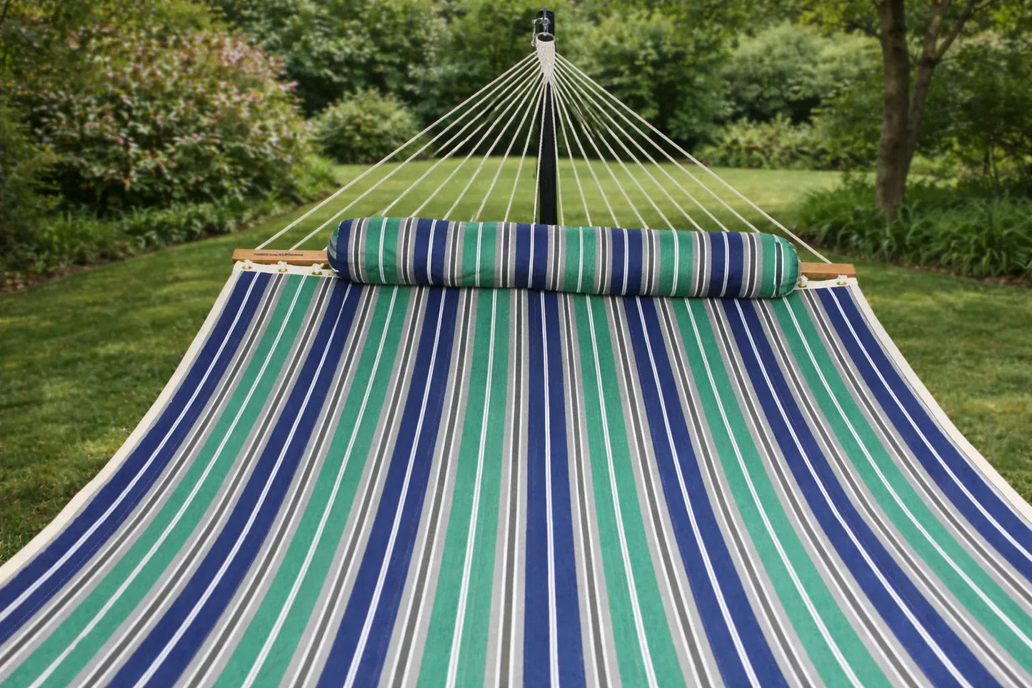 Quilted Hammock - Deluxe Hammock Universe Canada