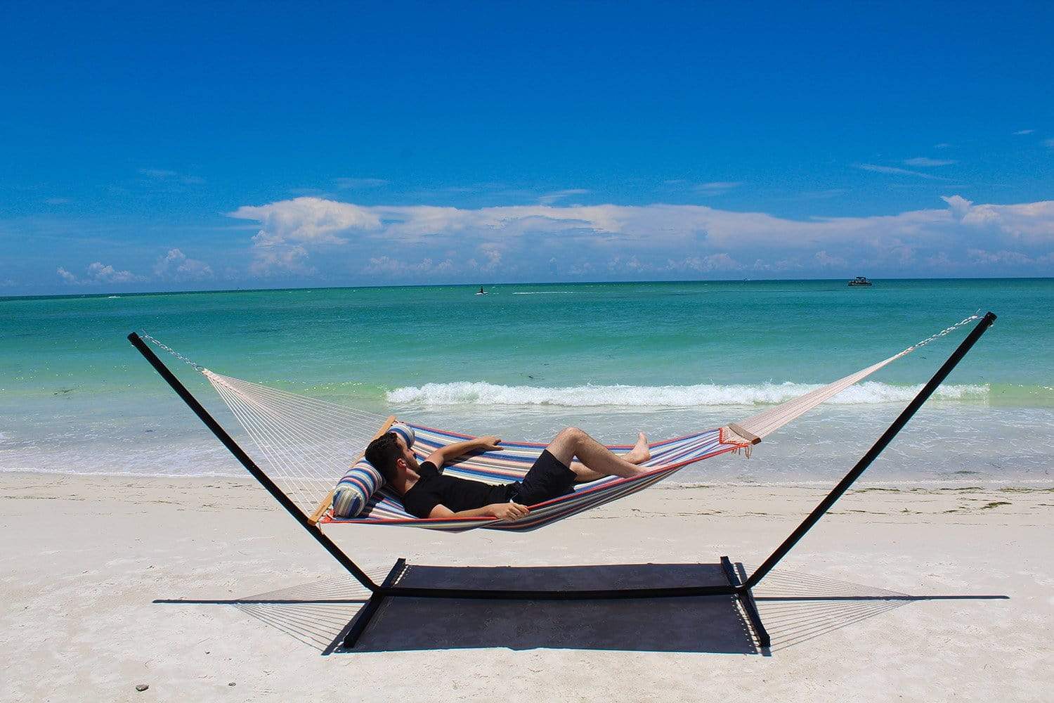 Deluxe Quilted Hammock with 3-Beam Stand Hammock Universe Canada