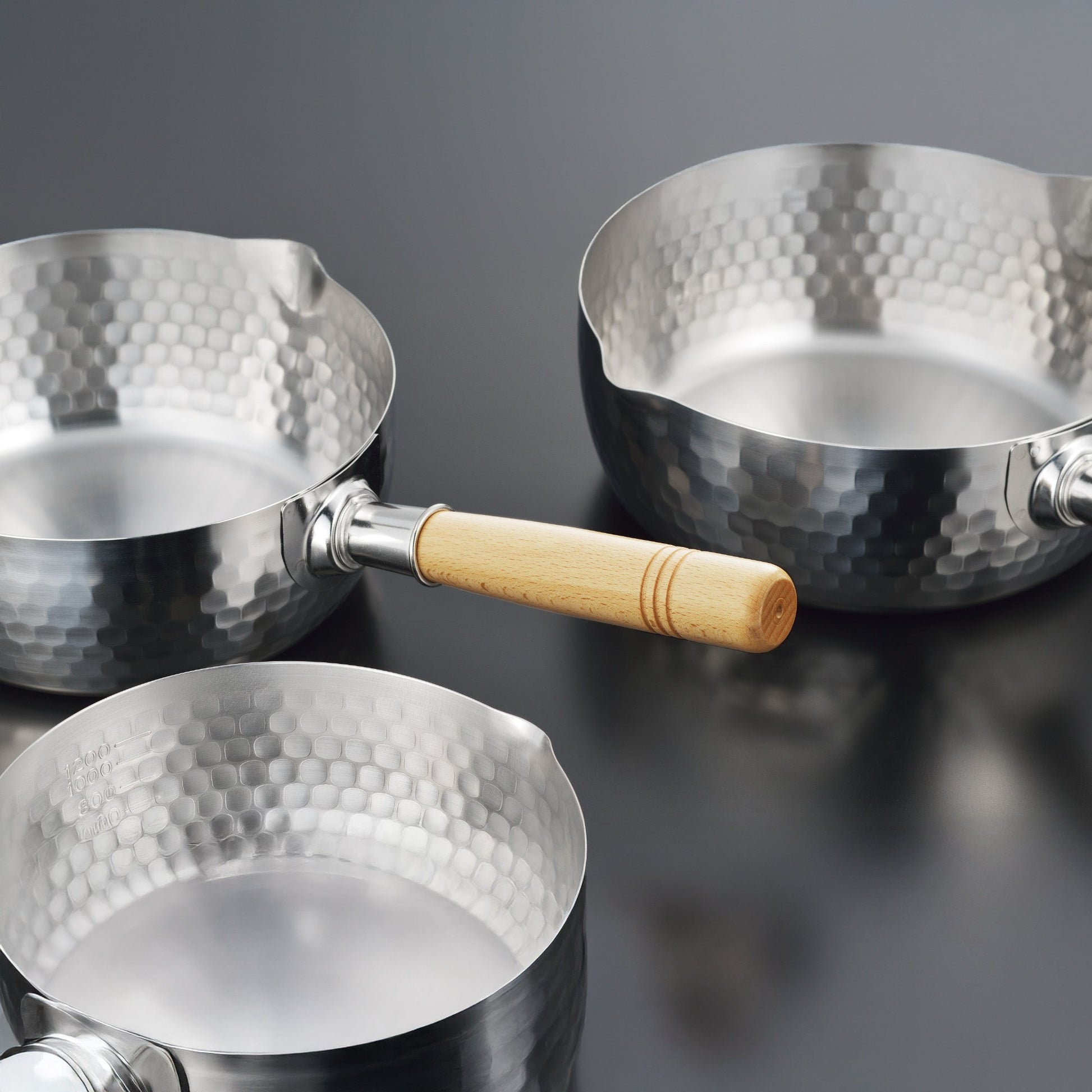 Yoshikawa Yukihira Saucepan 20 cm Stainless Steel  | 2.1 L with Wooden Handle Ginza Steel