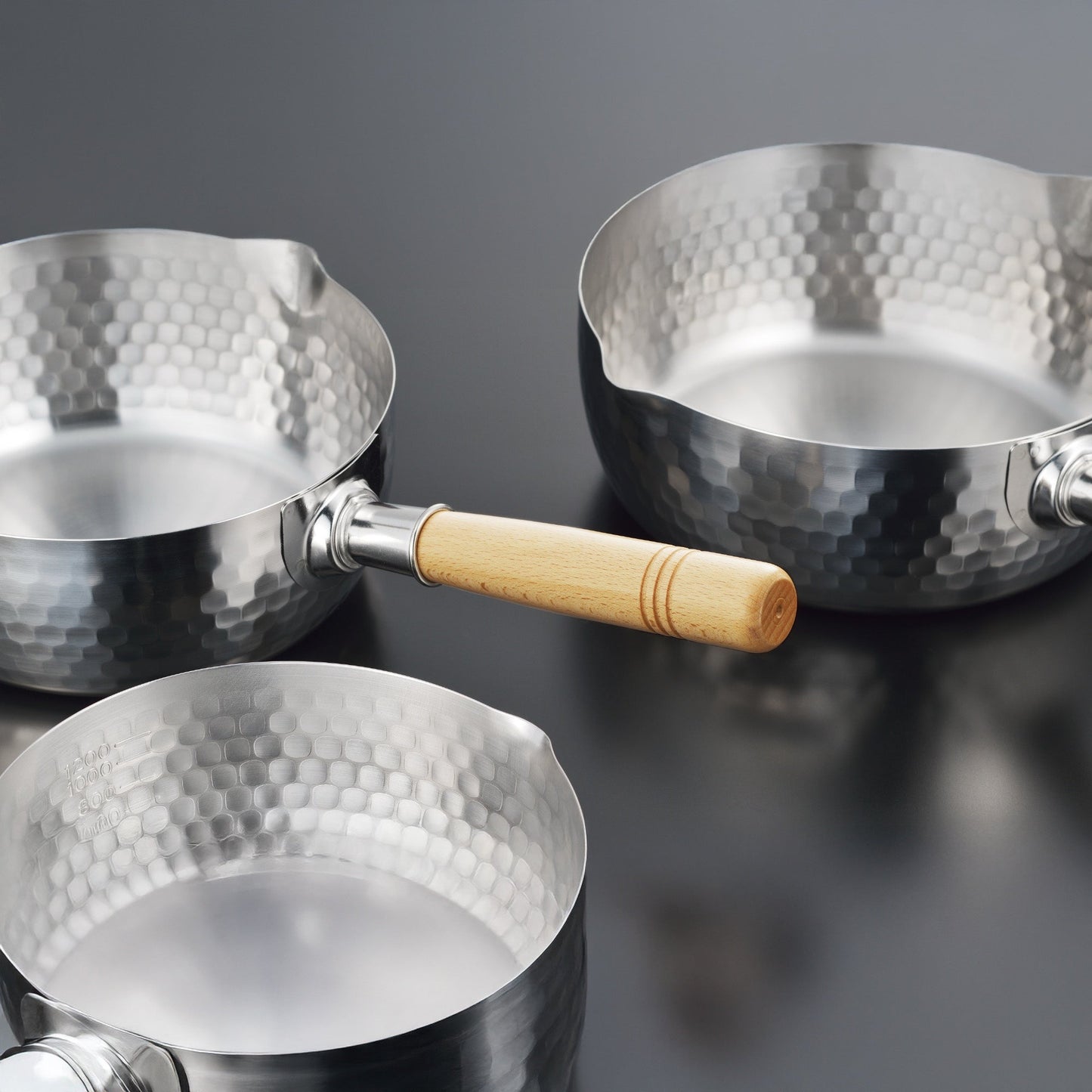 Yoshikawa Yukihira Saucepan 20 cm Stainless Steel  | 2.1 L with Wooden Handle Ginza Steel