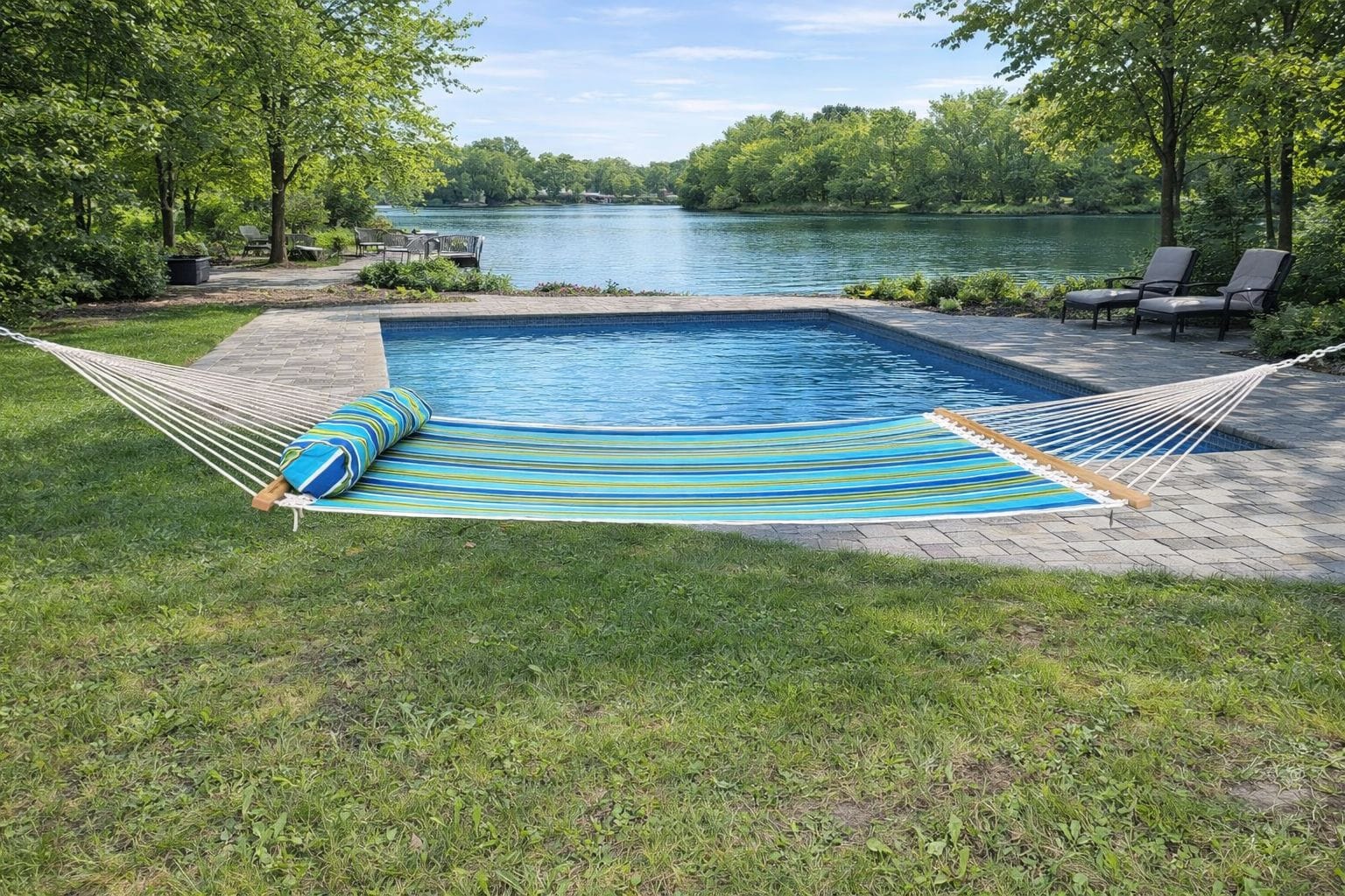 Quilted Hammock - Deluxe Hammock Universe Canada