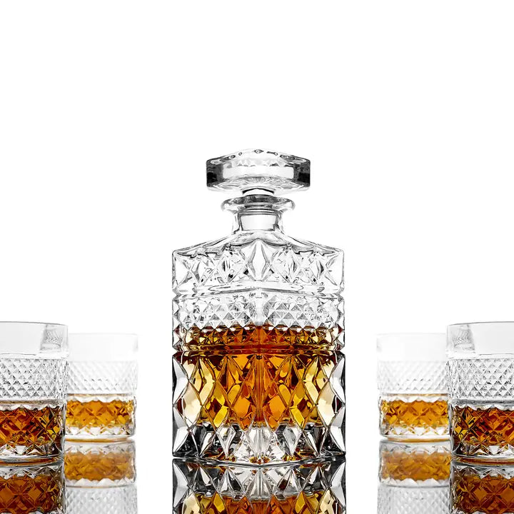 Rocks Whisky Decanter with glasses and stones