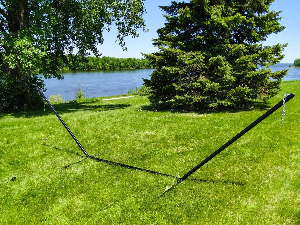 Olefin Double Quilted Hammock with Matching Pillow with 3-Beam Stand Hammock Universe Canada
