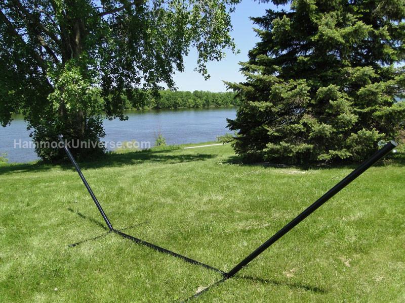 Deluxe Quilted Hammock with 3-Beam Stand Hammock Universe Canada