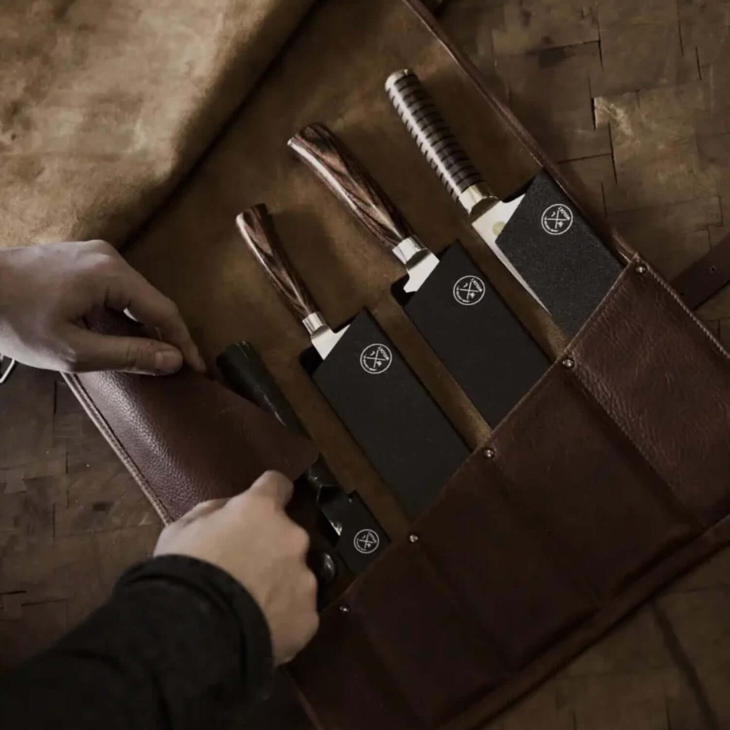 WITLOFT -  Handmade leather Knife Role ( 5 Compartments) Ginza Steel