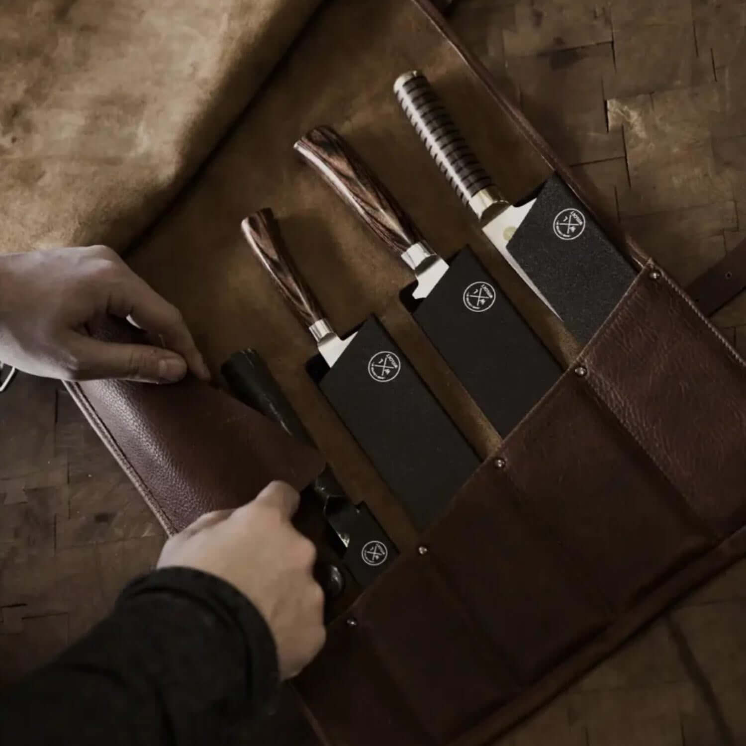WITLOFT -  Handmade leather Knife Role ( 5 Compartments) Ginza Steel