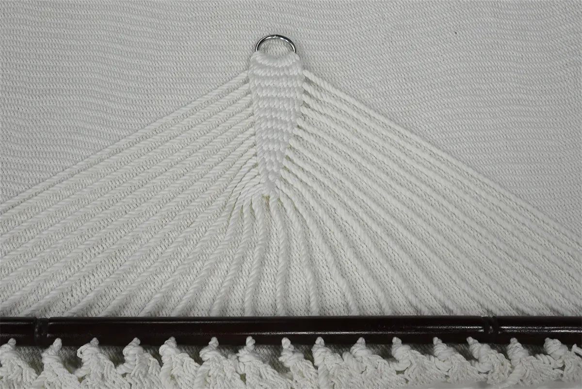 Polyester Rope Hammock - Soft-Woven Deluxe Hammock Universe Canada