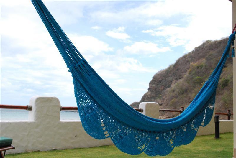 Deluxe Nicaraguan Hammock Hammock Universe